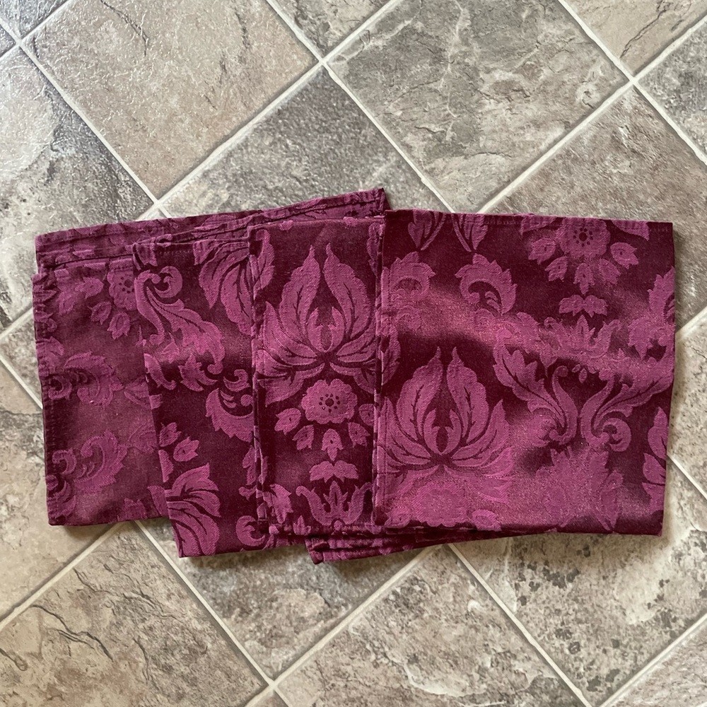 Elegant Purple Damask Kitchen Linens